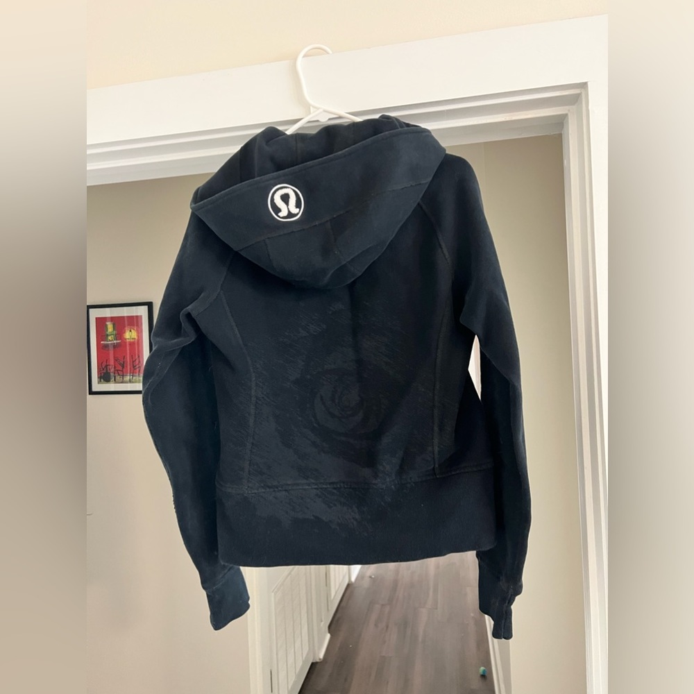 Rare Lululemon Rose 🌹 Scuba Hoodie Full Zip - Size 6!